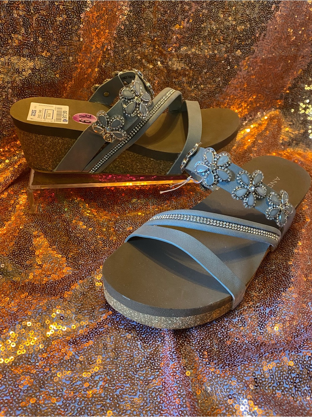 Andiamo Blue Gray Floral Rhinestone Wedge Sandals | NWT | Size 6.5M